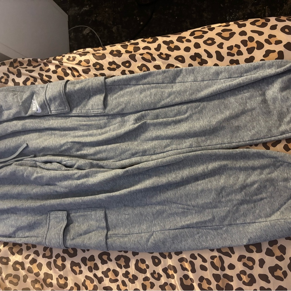 Nike woman’s Gray Jogger Pants